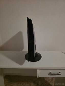 Samsung T220HD – 22" LCD monitor / TV s DVB tunerem - 2