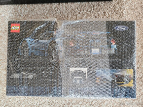 LEGO Technic 42154 - 2022 Ford GT - 2