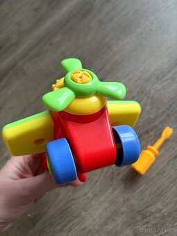 Šroubovací hračky- letadlo a bagr - 2