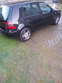 VW Golf 4, 1.6., 16V, benzín - 2