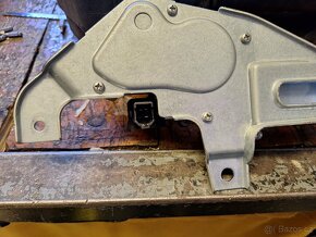 Motor stěrače zadni swift 2005-2009 - 2