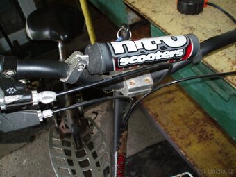 Motorová koloběžka SCOOTERS - 2