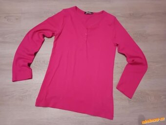 TRIKO S DLOUHÝM RUKÁVEM - vel.M/L /zn.Benter - 2