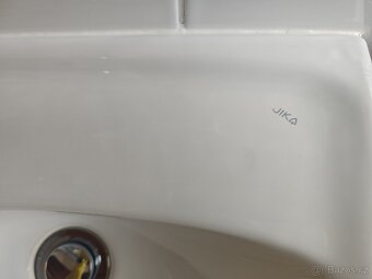 Umyvadlo s baterií - 2