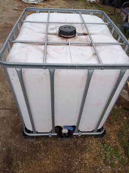 IBC nádrž 1000 l - 2