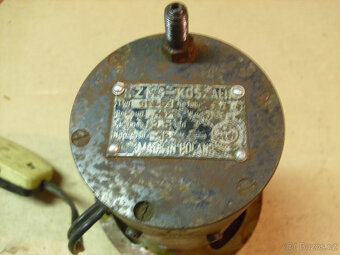 pr.elektricky kompresor...12volt, - 2