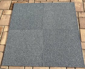Kobercové čtverce - středně šedá barva- 5 m2 - 2