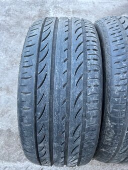 Pneu 225/40/18 dot1118 - 2