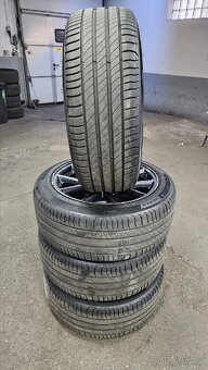Prodám originální sadu kol na Teslu model 3 - 2