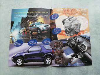 Toyota RAV4 4x4 katalog - doprava v ceně - 2