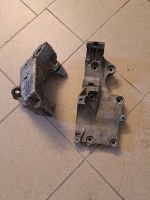 Držáky motoru Octavia 1.9 TDI - 2