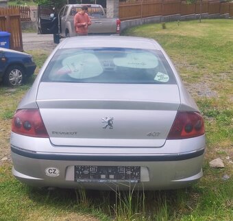 Náhradní díly Peugeot 407 2.0 - 2