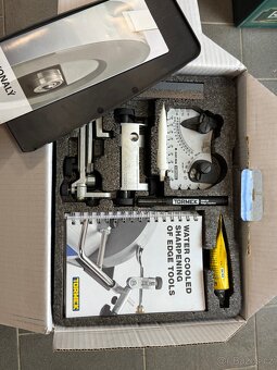 Tormek T8 s příslušenstvím - 2