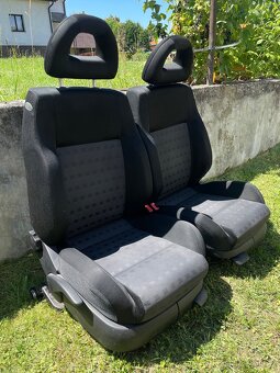 Hranaté polosport sedadla pro VW Golf 4 Variant / Bora - 2