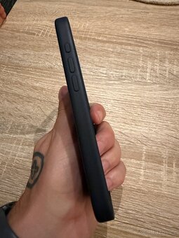 Apple iPhone 16 Pro Kryt - 2