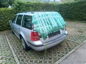VW Golf 1.9Tdi Klima rok 2003 Kombi - 2
