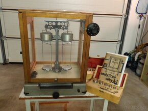 Váhy analytické retro - 2