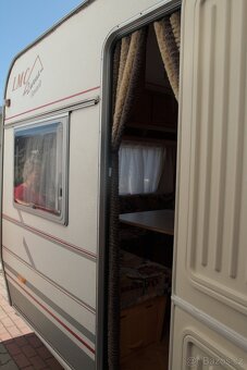 karavan obytný přívěs LMC LUXUS FAVORIT - 2