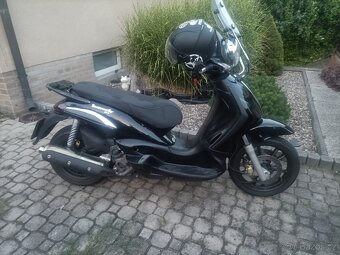 Piaggio Beverly 500 - 2