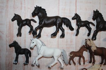 Figurky koní Schleich VI - 2