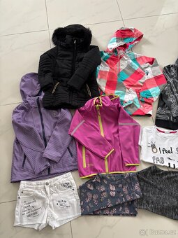 Komplet dívčího oblečení 6 - 8 let - 2