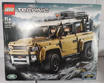 Lego Technic 42110 Land Rover Defender - 2