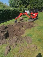 Půjčovna-pronájem-práce minibagrem Kubota - 2