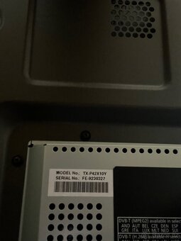 Plazma TV Panasonic TX-P42X10Y - 2