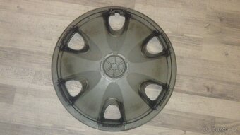 1ks originál poklice BMW 16" - 2