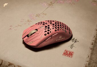 Finalmouse ULX Sakura (Small) - 2