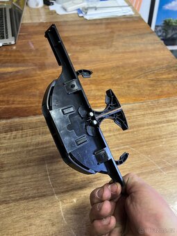 Držák nápojů BMW E39 - 2