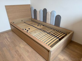 Postel Ikea Malm bílý dub 200x90 - 2
