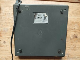 Kalkulačka retro Tesla t801 - 2