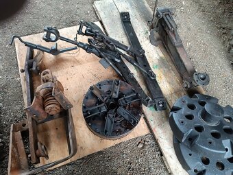 Náhradní díly - 2