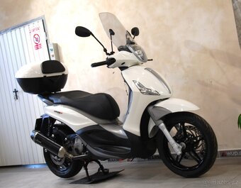 Piaggio Beverly 350 ABS + ASR - 2