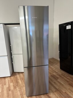 Lednice s mrazákem Bosch (104) - 2