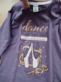 Dívčí trika vel 98/104 - 2