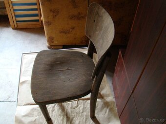 staré židle - 2