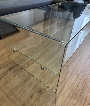 Konferenční stolek - 2