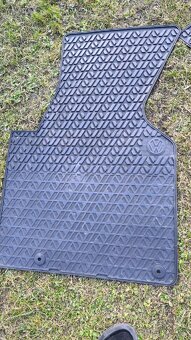 Gumové koberce VW T4 originál - 2