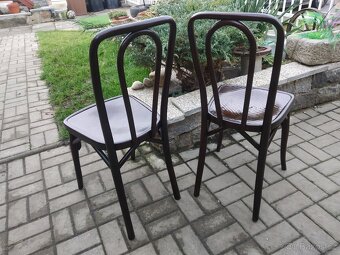 Thonetky po renovaci. - 2