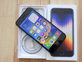 Apple iPhone SE (2022) 128GB Black TOP stav, ZARUKA - 2