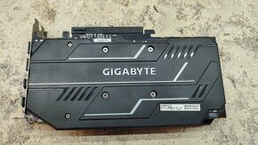 Gigabyte Radeon RX 5500 XT 8GB - 2