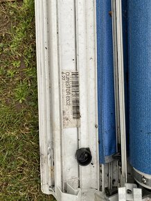 Thule Omnistor 6502 na náhradní díly - 2