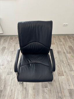 Jednací stůl + 4 židle - 2