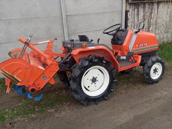 Malotraktor Kubota Aste 15 - 2