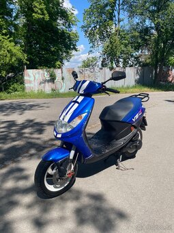 Skutr Peugeot 50cc - 2