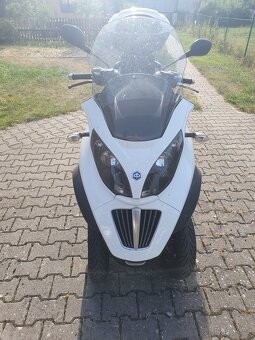 Piaggio MP3 300 lt - 2
