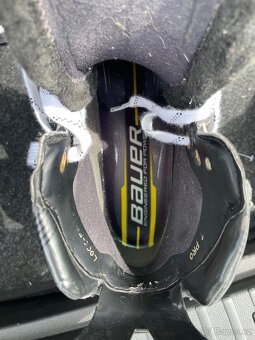 Bauer brusle + rukavice - 2