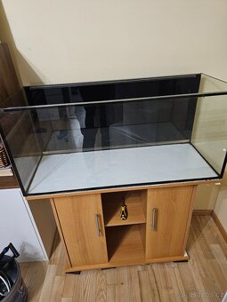 Akvárium 100x40x45cm (180l) včetně stolku Juwel - 2